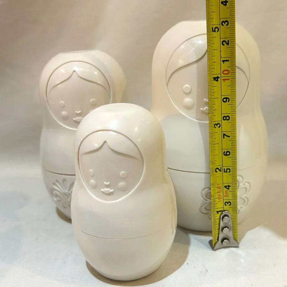FRED MATRYOSHKAS Nesting Dolls Plastic Measuring Cups Set
